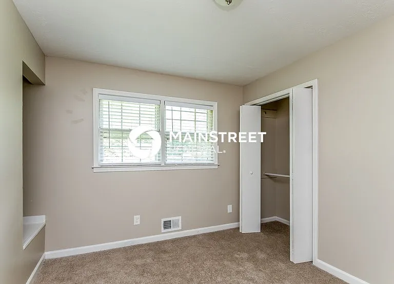 3837 Eagle Woods Cir — Photo 10