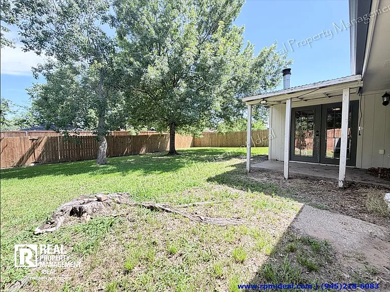 706 Jamestown Dr — Photo 26