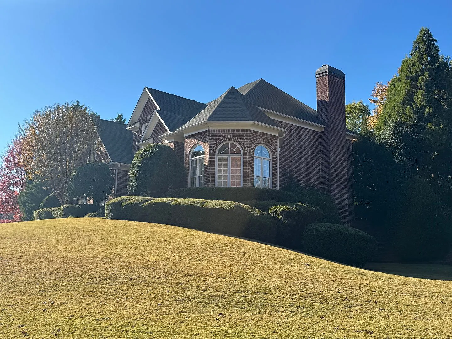 3281 Winthrop Cr. — Photo 2