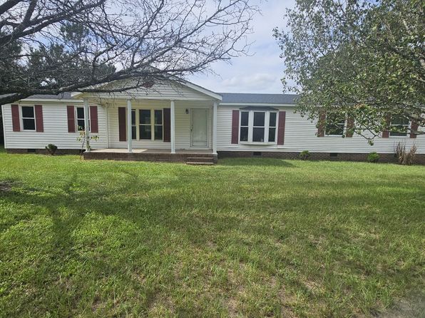 7643 Lucinda Ln