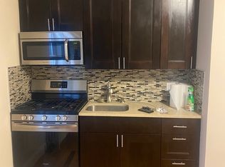 30-71 34th St #1R, Astoria, NY 11103