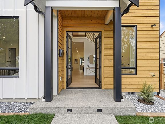 2nd image of 5205 N 42nd Street