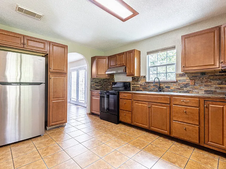 5702 Sunrise Laurel — Photo 15