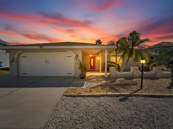 6503 Santiago Ct, Apollo Beach, FL 33572