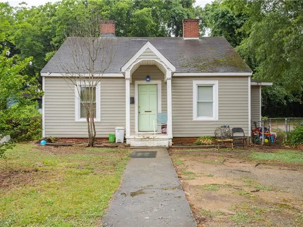 214 Markham St, Burlington, NC 27215