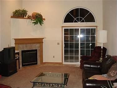 5th image of 2047 Marsh Ln Unit 2047