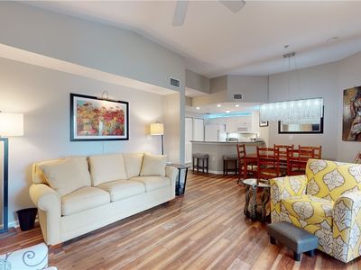 5050 Fairways Cir APT E302, Vero Beach, FL, 32967