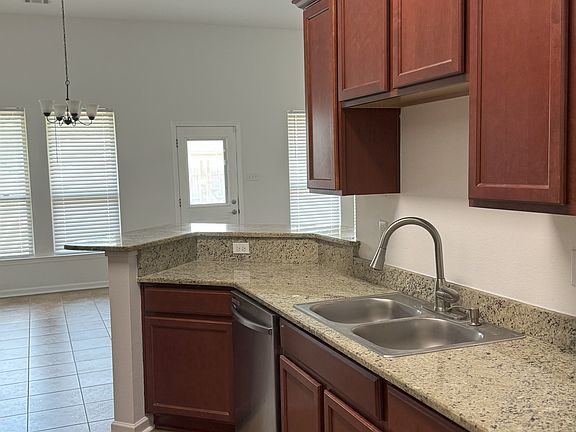 5th image of 25631 Palmwood Ct