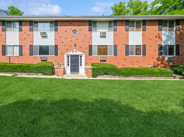 1321 W Main St #302A, Lake Geneva, WI 53147