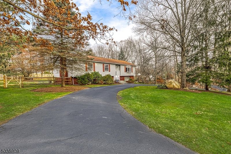 257 DEMAREST AVE, Wyckoff, NJ 07481 Zillow