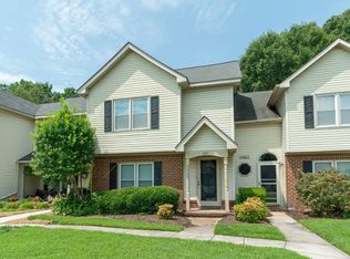 207 Burman Wood Dr, Hampton, VA 23666