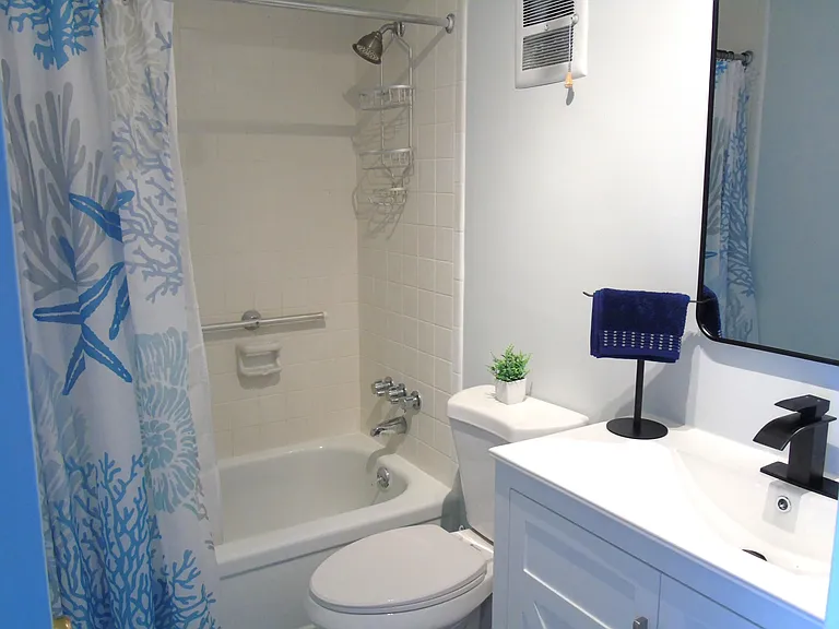 309 Circle Dr S #204 — Photo 21
