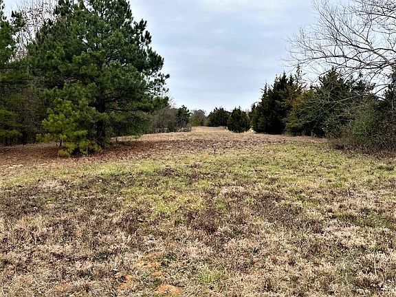 3rd image of 2721 County Road 3110