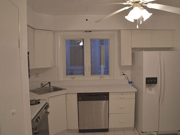 5th image of 4101 N Melvina Ave
