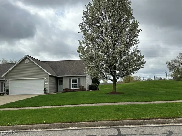 957 King Ridge Dr, Ashland, OH 44805