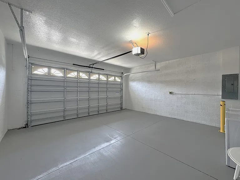 302 Archimedes St — Photo 36