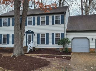 104 Mobjack Loop, Yorktown, VA 23693