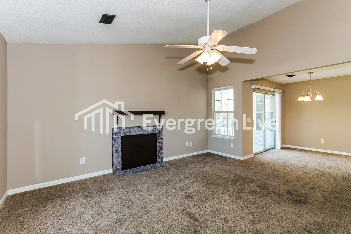 Photo 2 of 15 - 233 Pintail Ln - Columbia, SC Building Photo - 233 Pintail Ln