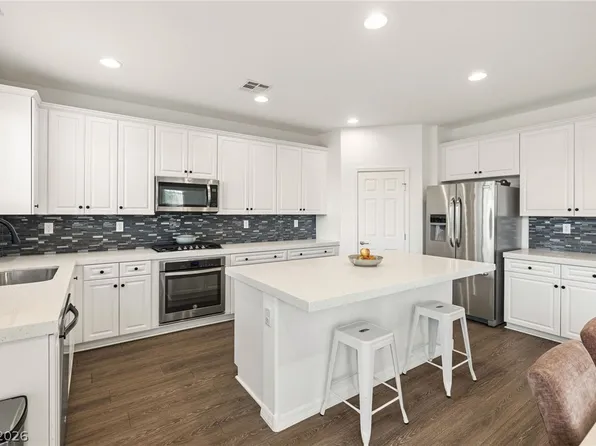 7775 Santos Bay Ct, Las Vegas, NV 89179