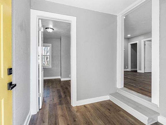 5th image of 5823 39th St N