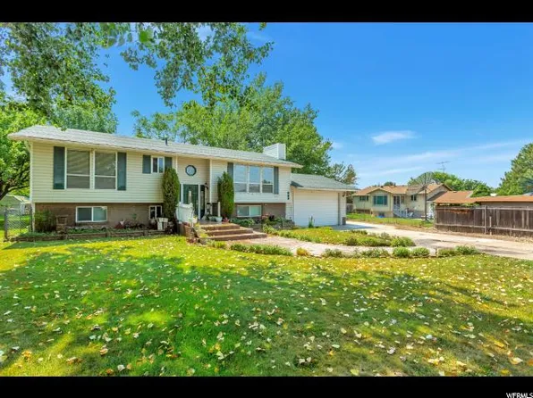 653 W 2650 N, Clinton, UT 84015