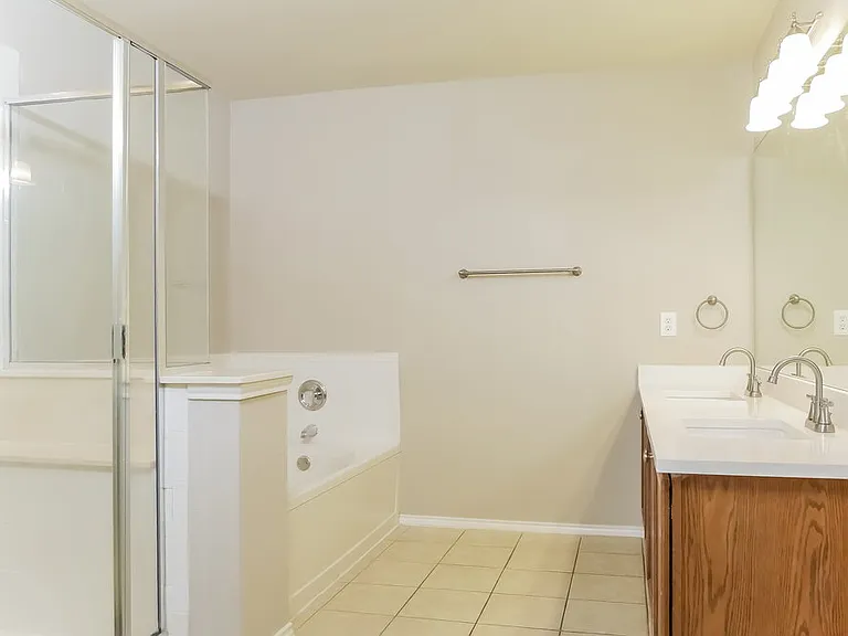 4004 Sonoma Dr — Photo 10