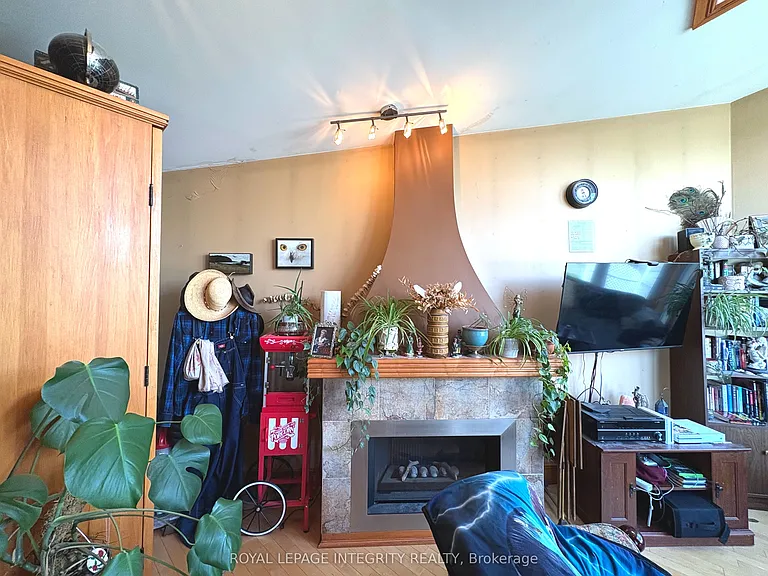 1222 Dorchester Ave — Photo 12