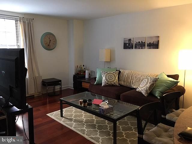 1st image of 219 S 18th St #1416