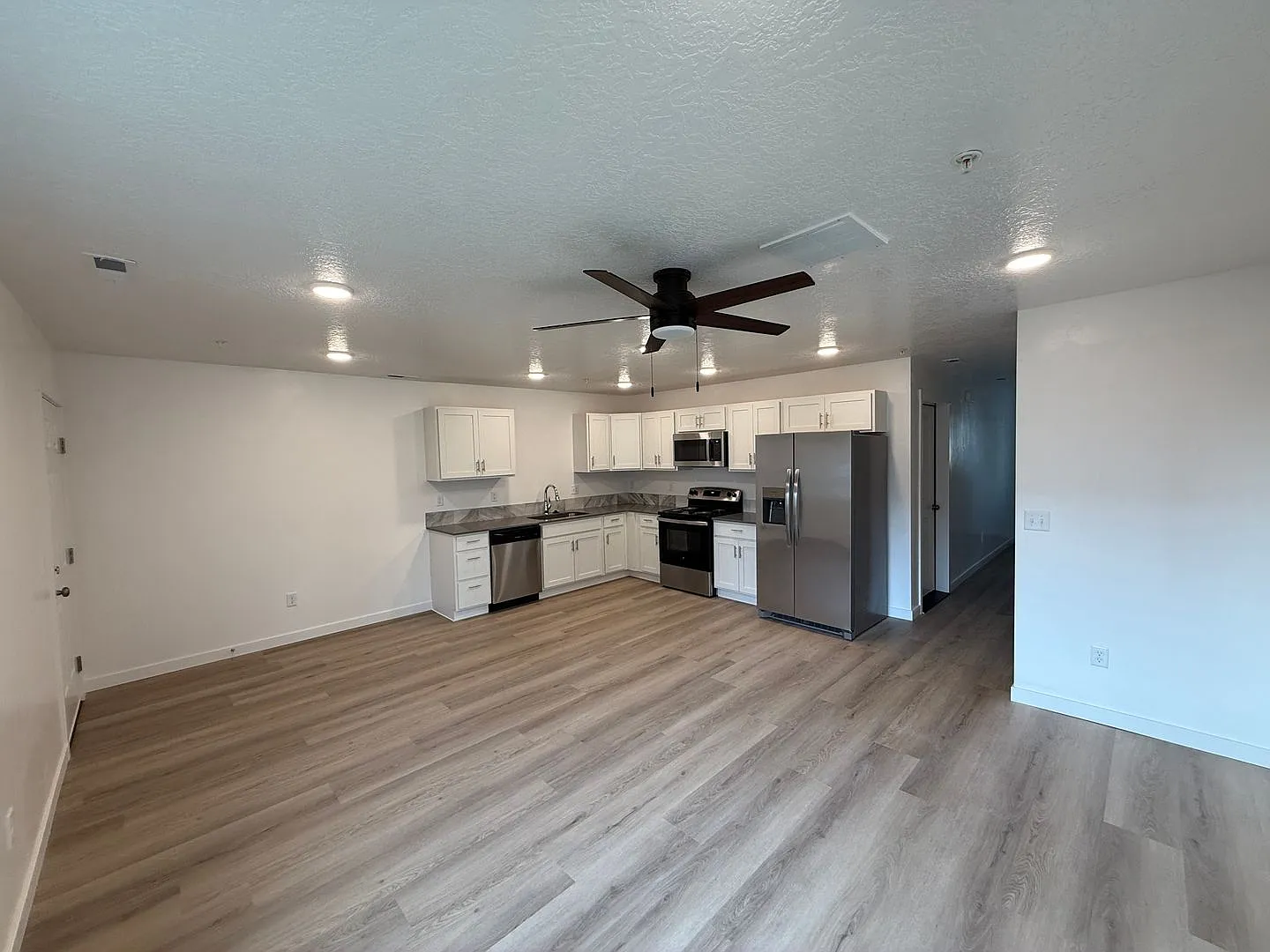 5697 E Surfers Point Lane — Photo 2