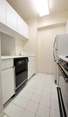 Rented by Compass | media 7