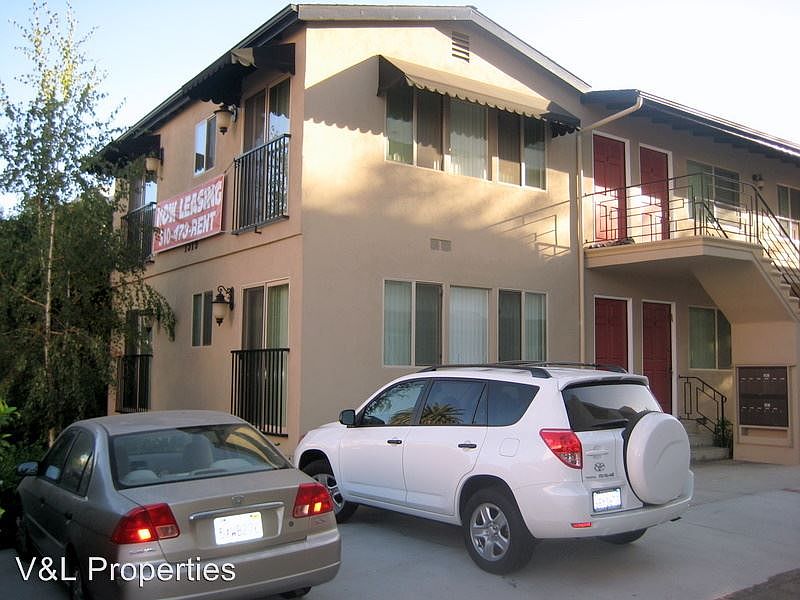1st image of 1519 Armacost Ave APT 08