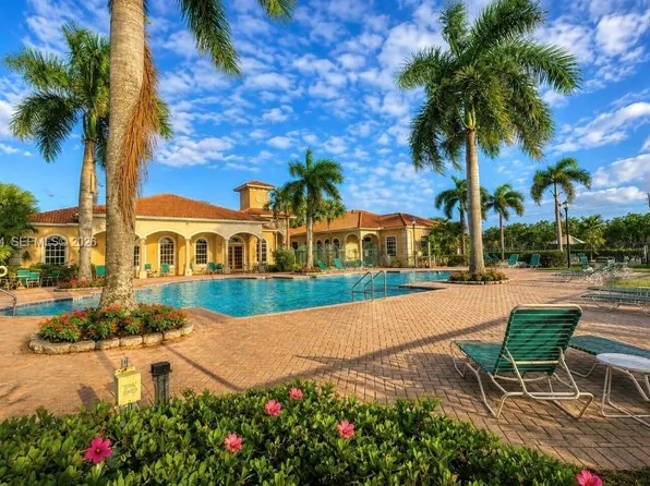 6613 Old Farm Trl, Boynton Beach, FL 33437