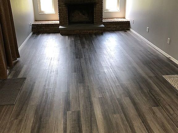 5th image of 7196 Saffron Dr