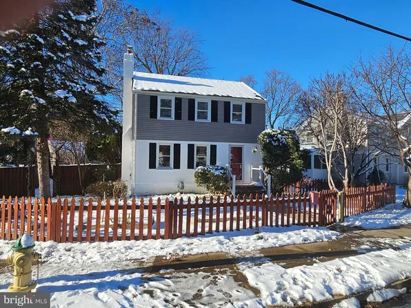 900 N Lebanon St, Arlington, VA 22205