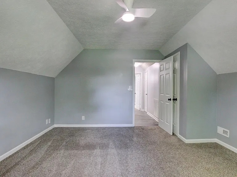 180 Kings Deer Dr — Photo 41