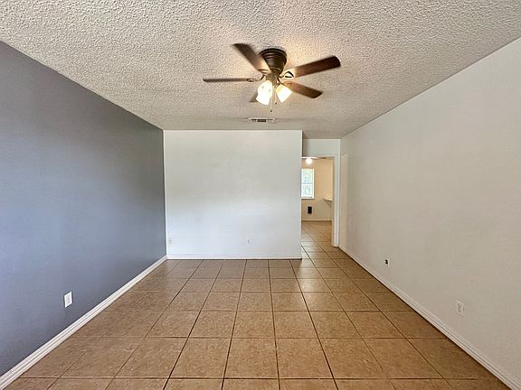 3rd image of 704 N 19th St