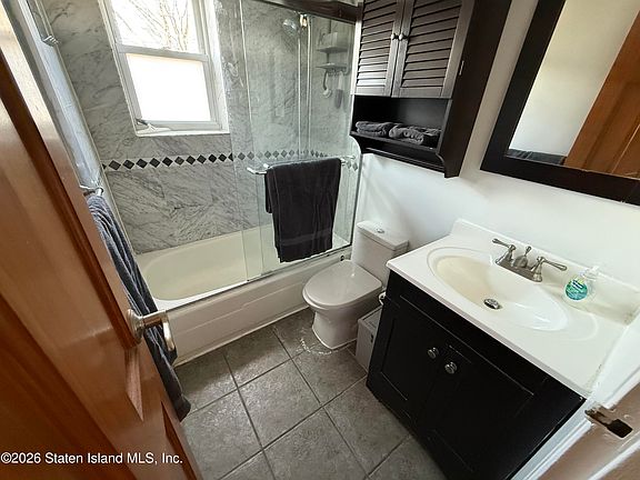 3rd image of 3486 Amboy Rd APT 2G