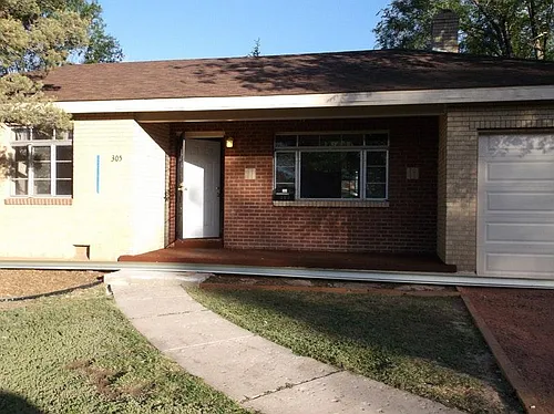 305 Crestone Ave Photo 1