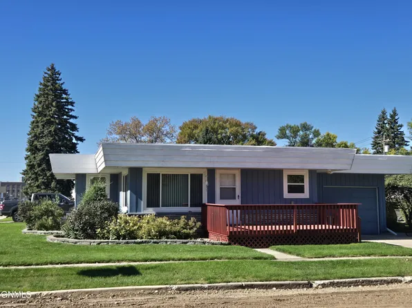 222 E Main St, Ashley, ND 58413