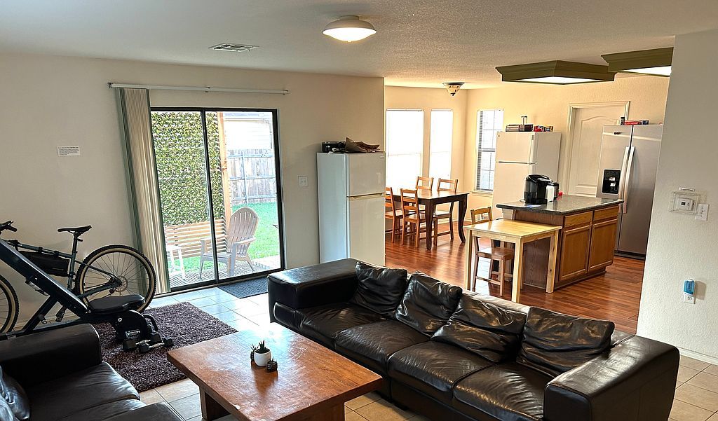 8014 Bannock Ln - Property Image