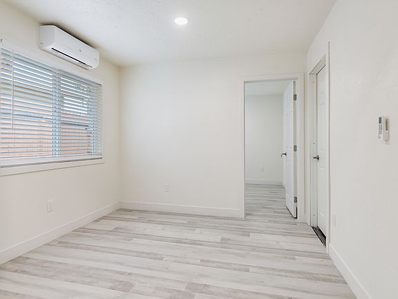 5th image of 42601 Claudia St
