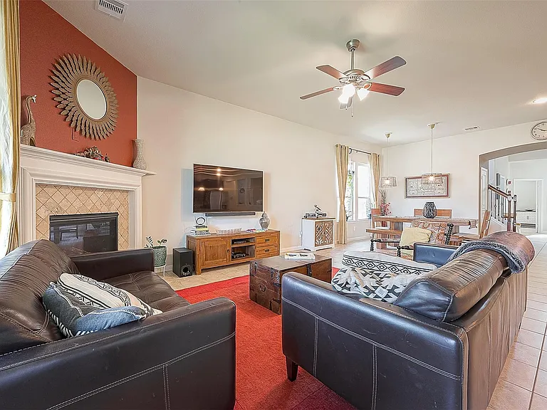 15627 Huddleston Dr — Photo 7