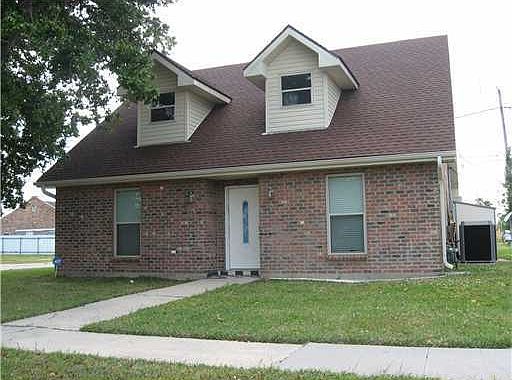 1st image of 3800 Charles Dr
