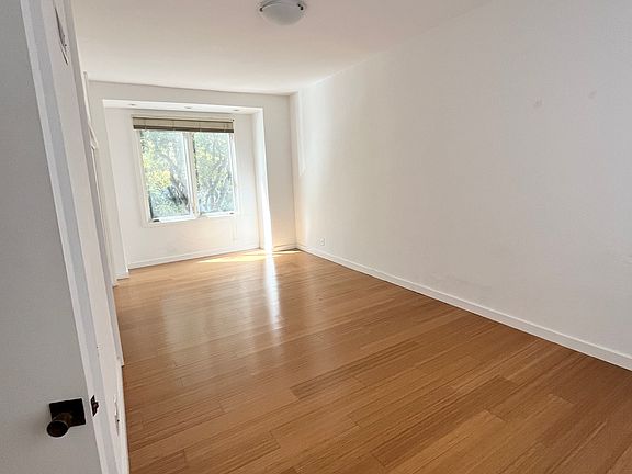 5th image of 290 Liberty St #290