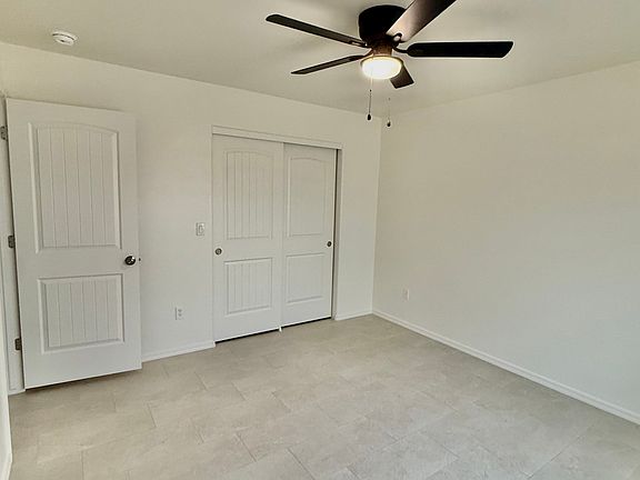 2nd image of 418 Flor Ct #1