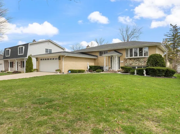 515 N Walnut St, Itasca, IL 60143