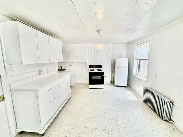 1 bed, 9999 sqft, $2,700 — Photo 4
