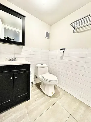 Rented by Doorway NYC, LLC | media 26