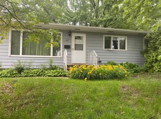 1503 Highland Pl, Faribault, MN 55021