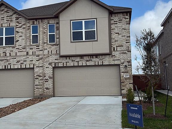 2nd image of 2215 Salinas Dr